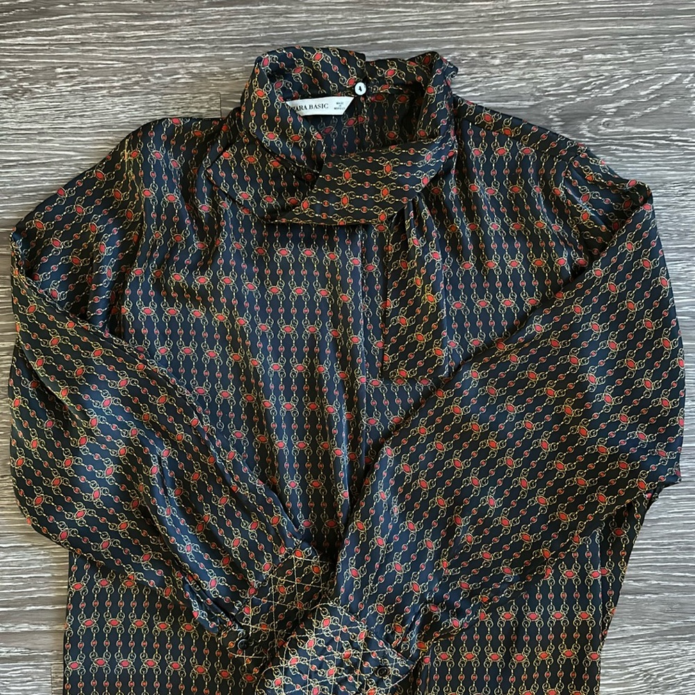 Zara Blouse satin like fabric